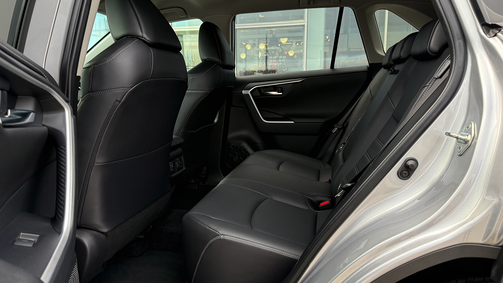 Toyota RAV4 2023 року з пробігом 21907 км, Універсал, Тойота Центр Рівне "Агат Авто", м.Рівне - 1472780 ГРН | Фото № 11