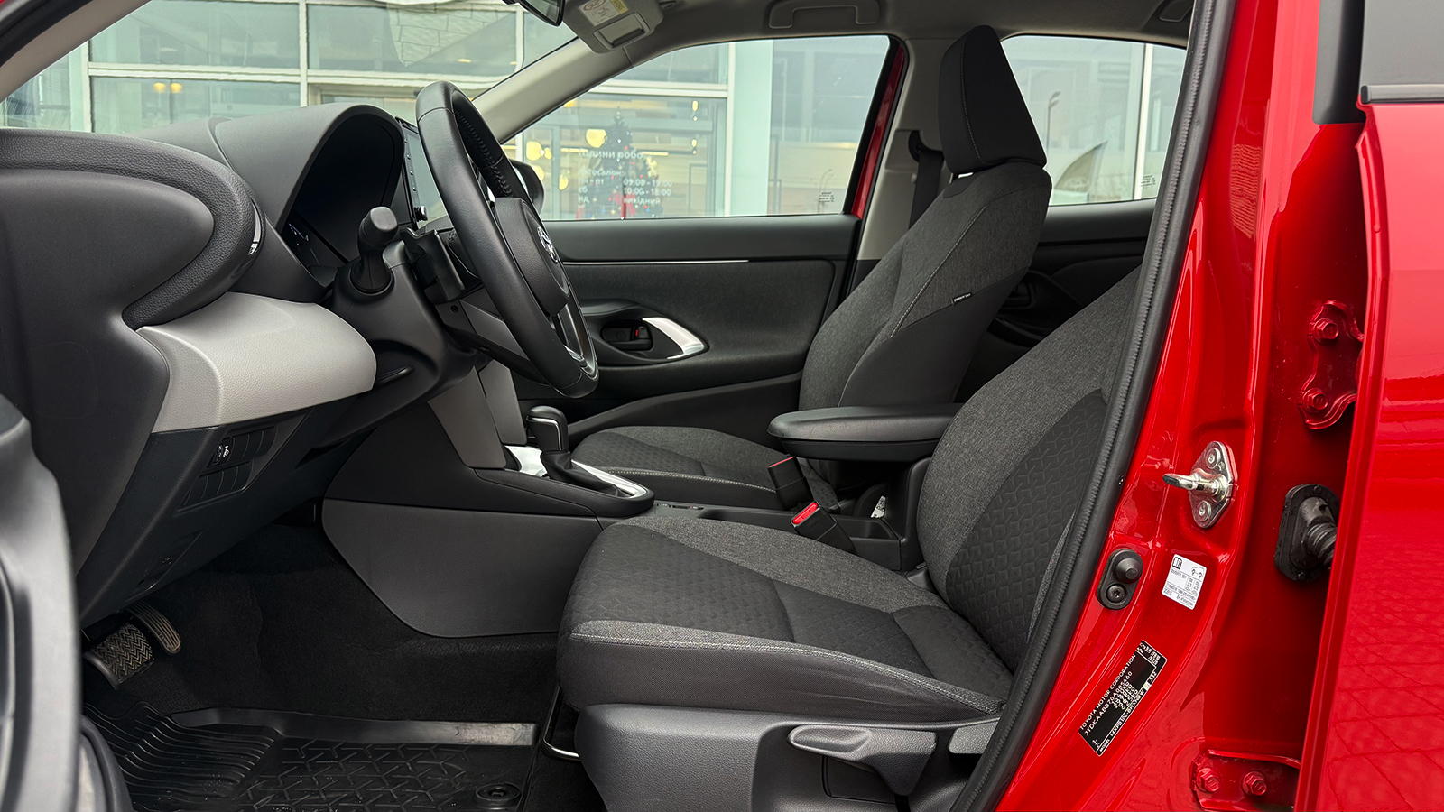 Toyota YARIS CROSS 2022 року, Хетчбек, Тойота Центр Рівне "Агат Авто", м.Рівне | Фото № 12 Toyota YARIS CROSS 2022 року з пробігом 38108 км, Хетчбек, Тойота Центр Рівне "Агат Авто", м.Рівне - 1053270 ГРН | Фото № 12