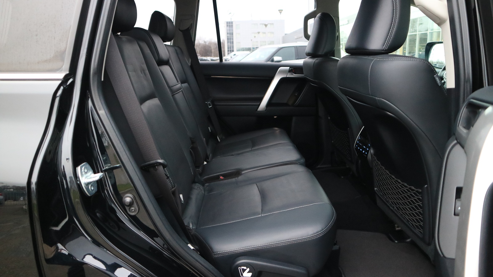 Toyota LAND CRUISER PRADO 2020 року, Універсал, Тойота Центр Київ "Автосаміт Укравто Столичне", м.Київ | Фото № 7 Toyota LAND CRUISER PRADO 2020 року з пробігом 164748 км, Універсал, Тойота Центр Київ "Автосаміт Укравто Столичне", м.Київ - 1598000 ГРН | Фото № 7