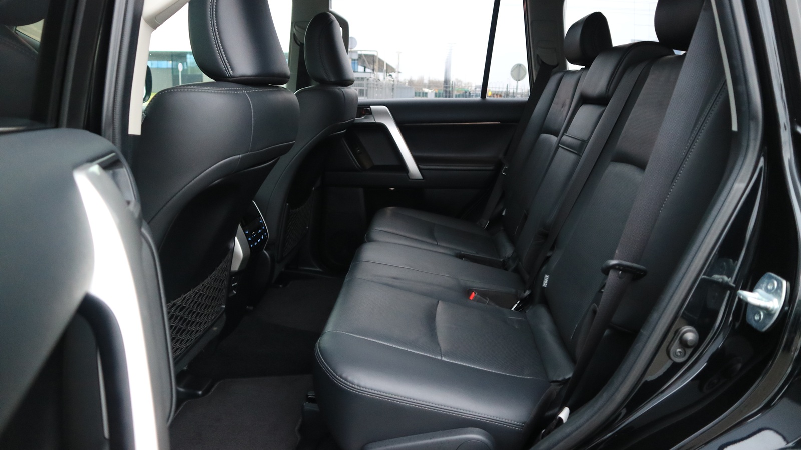 Toyota LAND CRUISER PRADO 2020 року, Універсал, Тойота Центр Київ "Автосаміт Укравто Столичне", м.Київ | Фото № 14 Toyota LAND CRUISER PRADO 2020 року з пробігом 164748 км, Універсал, Тойота Центр Київ "Автосаміт Укравто Столичне", м.Київ - 1598000 ГРН | Фото № 14