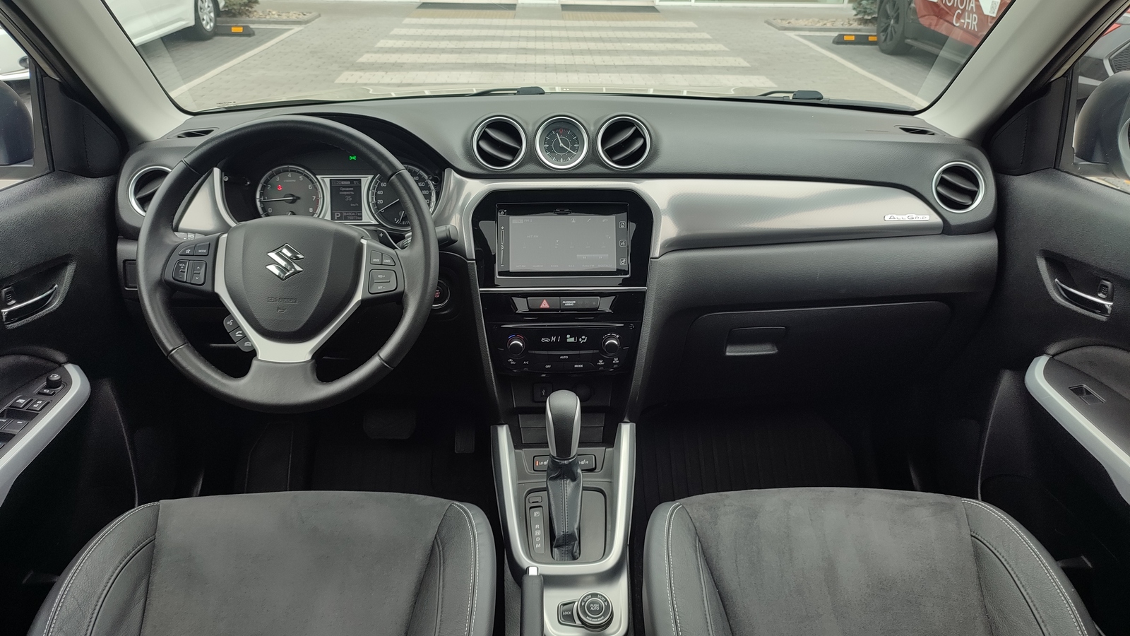 Інші авто SUZUKI Vitara 2018 року, Хетчбек, Тойота Центр Київ "ВіДі Автострада", м.Київ | Фото № 8 Інші авто SUZUKI Vitara 2018 року з пробігом 79372 км, Хетчбек, Тойота Центр Київ "ВіДі Автострада", м.Київ - 774000 ГРН | Фото № 8