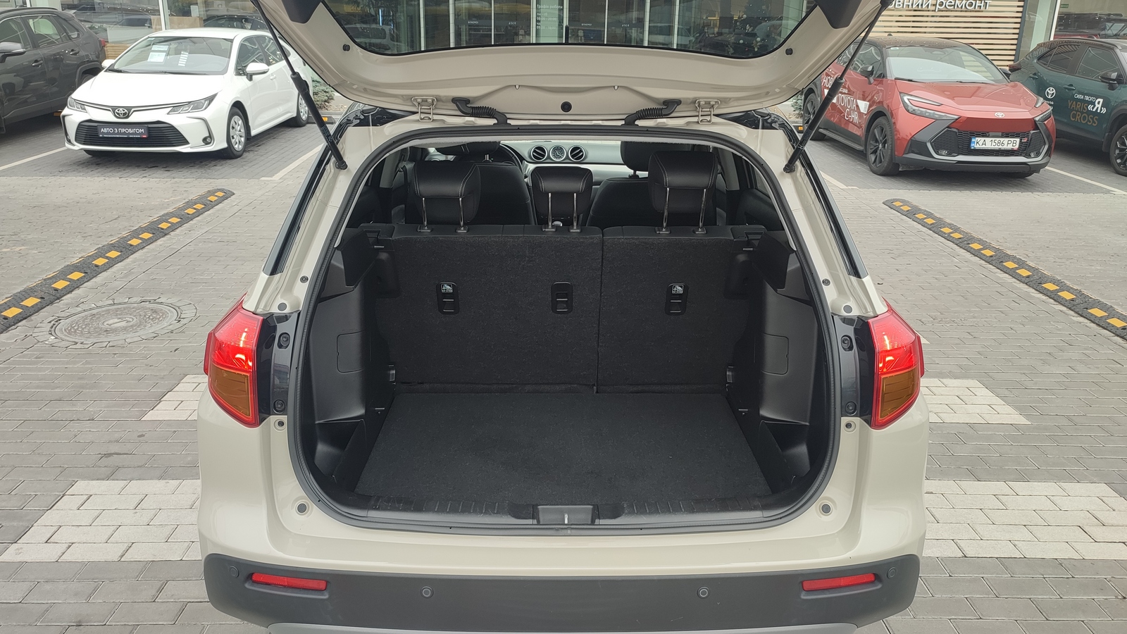 Інші авто SUZUKI Vitara 2018 року, Хетчбек, Тойота Центр Київ "ВіДі Автострада", м.Київ | Фото № 10 Інші авто SUZUKI Vitara 2018 року з пробігом 79372 км, Хетчбек, Тойота Центр Київ "ВіДі Автострада", м.Київ - 774000 ГРН | Фото № 10