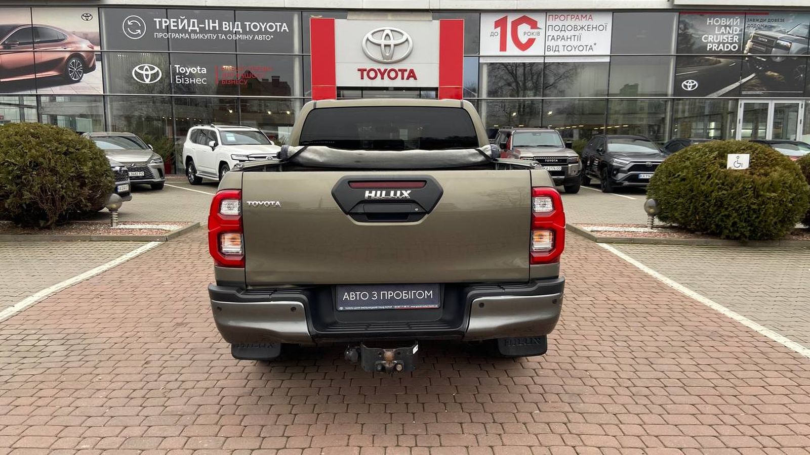 Toyota HILUX 2020 року, Пікап, Тойота Центр Хмельницький "Гранд Мотор", м.Хмельницький | Фото № 4 Toyota HILUX 2020 року з пробігом 186289 км, Пікап, Тойота Центр Хмельницький "Гранд Мотор", м.Хмельницький - 1500000 ГРН | Фото № 4