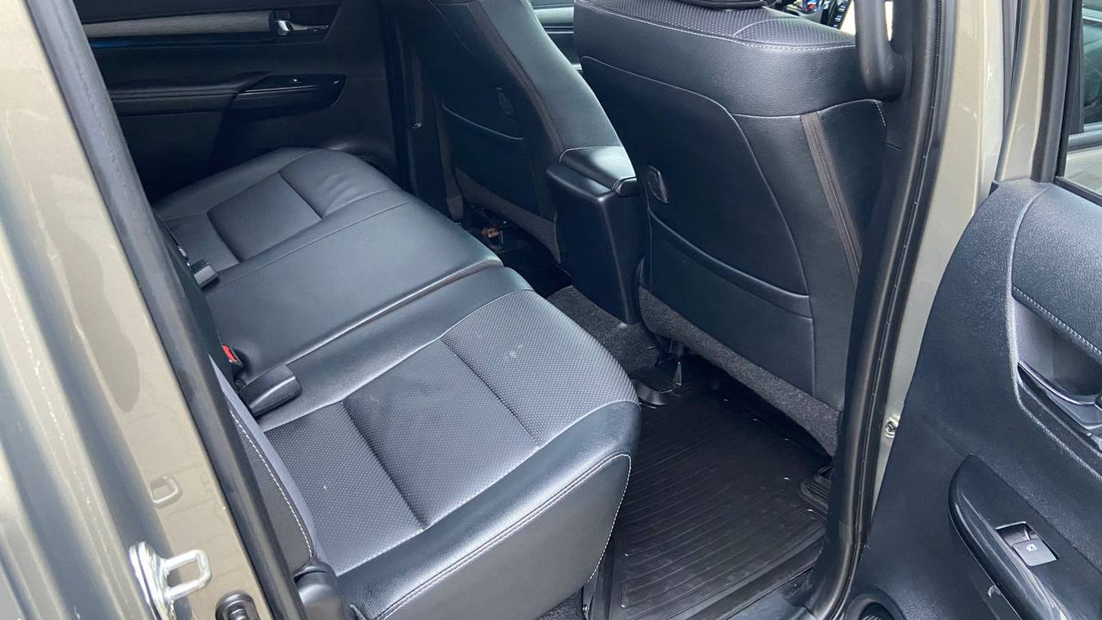 Toyota HILUX 2020 року, Пікап, Тойота Центр Хмельницький "Гранд Мотор", м.Хмельницький | Фото № 7 Toyota HILUX 2020 року з пробігом 186289 км, Пікап, Тойота Центр Хмельницький "Гранд Мотор", м.Хмельницький - 1500000 ГРН | Фото № 7