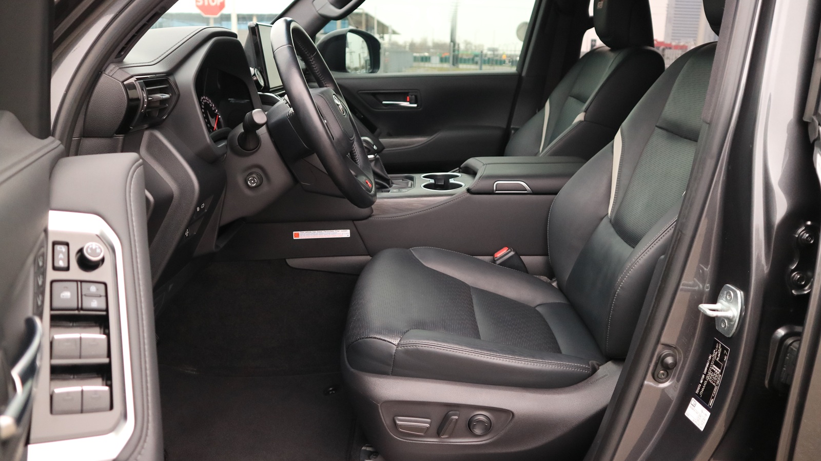 Toyota LAND CRUISER 2021 року, Універсал, Тойота Центр Київ "Автосаміт Укравто Столичне", м.Київ | Фото № 13 Toyota LAND CRUISER 2021 року з пробігом 51182 км, Універсал, Тойота Центр Київ "Автосаміт Укравто Столичне", м.Київ - 3178000 ГРН | Фото № 13