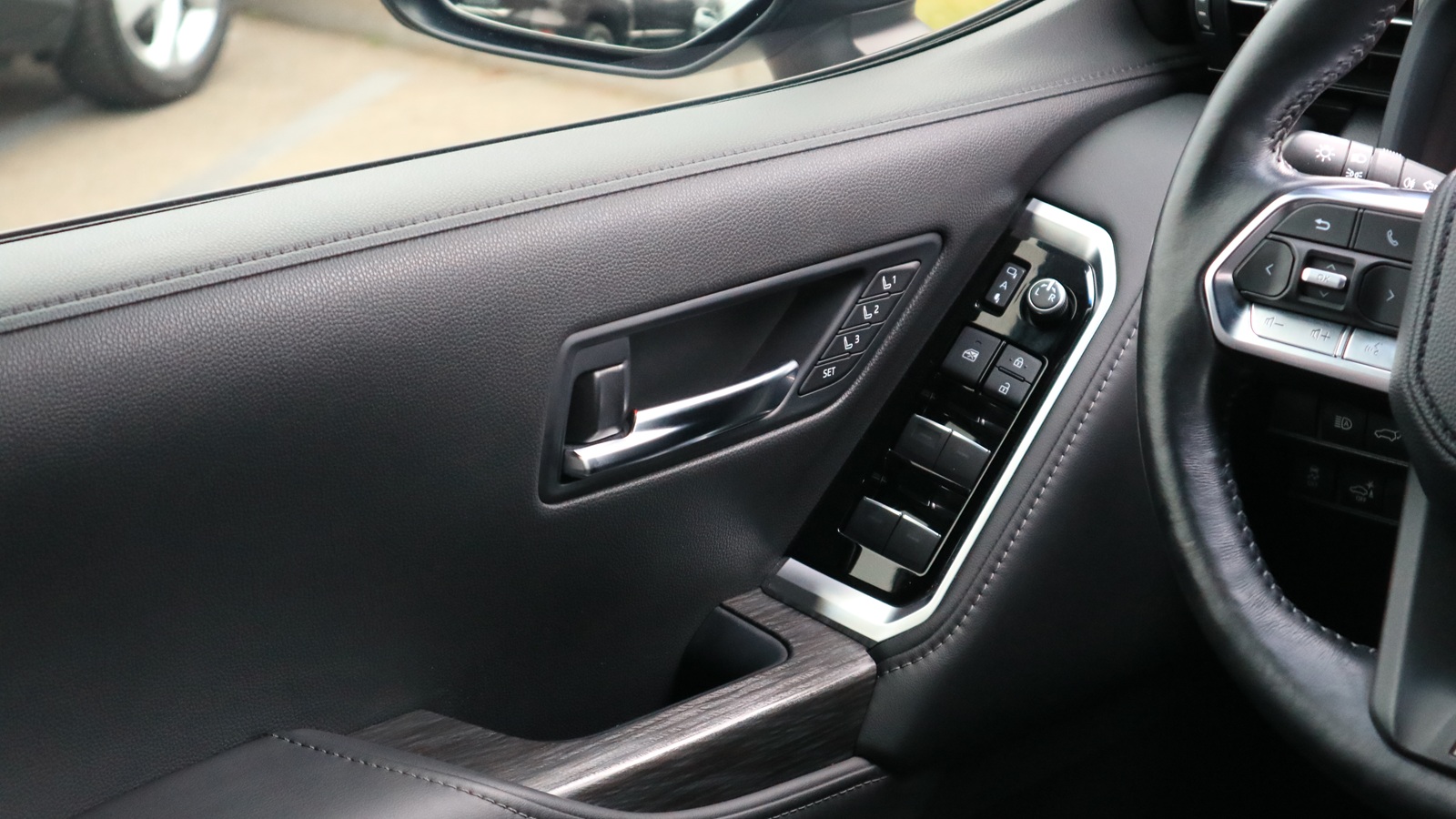 Toyota LAND CRUISER 2021 року, Універсал, Тойота Центр Київ "Автосаміт Укравто Столичне", м.Київ | Фото № 18 Toyota LAND CRUISER 2021 року з пробігом 51182 км, Універсал, Тойота Центр Київ "Автосаміт Укравто Столичне", м.Київ - 3178000 ГРН | Фото № 18