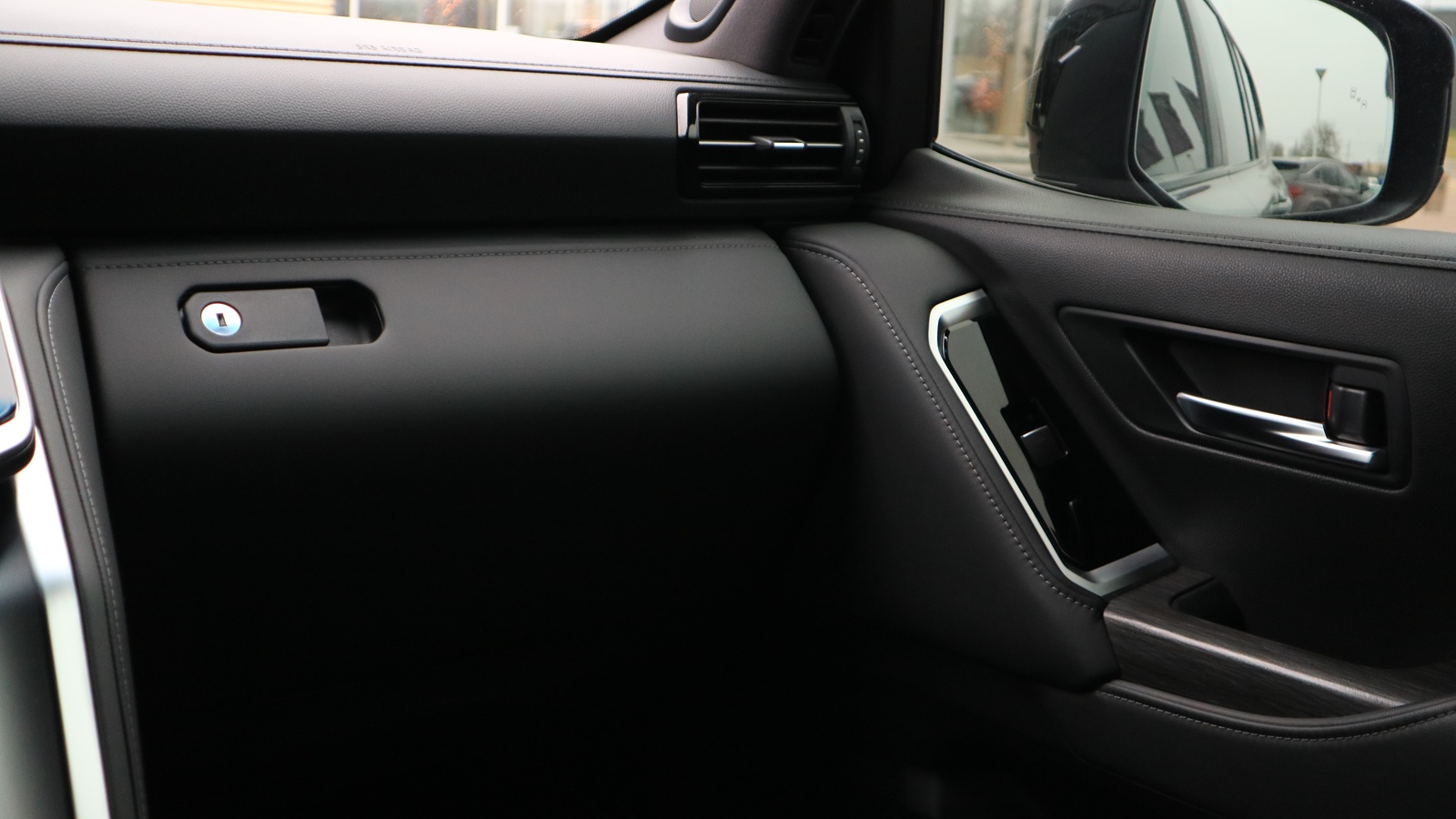 Toyota LAND CRUISER 2021 року, Універсал, Тойота Центр Київ "Автосаміт Укравто Столичне", м.Київ | Фото № 19 Toyota LAND CRUISER 2021 року з пробігом 51182 км, Універсал, Тойота Центр Київ "Автосаміт Укравто Столичне", м.Київ - 3178000 ГРН | Фото № 19