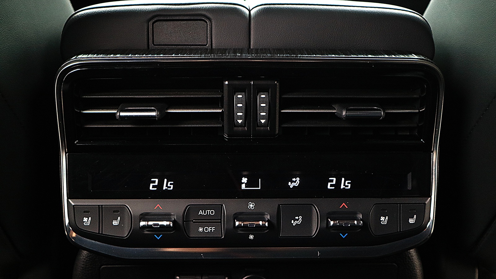 Toyota LAND CRUISER 2021 року, Універсал, Тойота Центр Київ "Автосаміт Укравто Столичне", м.Київ | Фото № 23 Toyota LAND CRUISER 2021 року з пробігом 51182 км, Універсал, Тойота Центр Київ "Автосаміт Укравто Столичне", м.Київ - 3178000 ГРН | Фото № 23