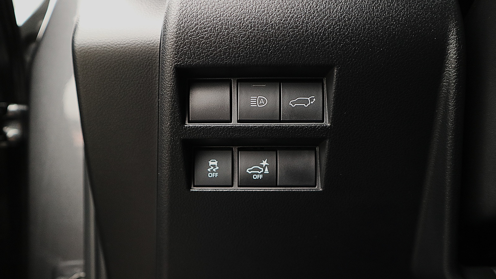 Toyota LAND CRUISER 2021 року, Універсал, Тойота Центр Київ "Автосаміт Укравто Столичне", м.Київ | Фото № 26 Toyota LAND CRUISER 2021 року з пробігом 51182 км, Універсал, Тойота Центр Київ "Автосаміт Укравто Столичне", м.Київ - 3178000 ГРН | Фото № 26