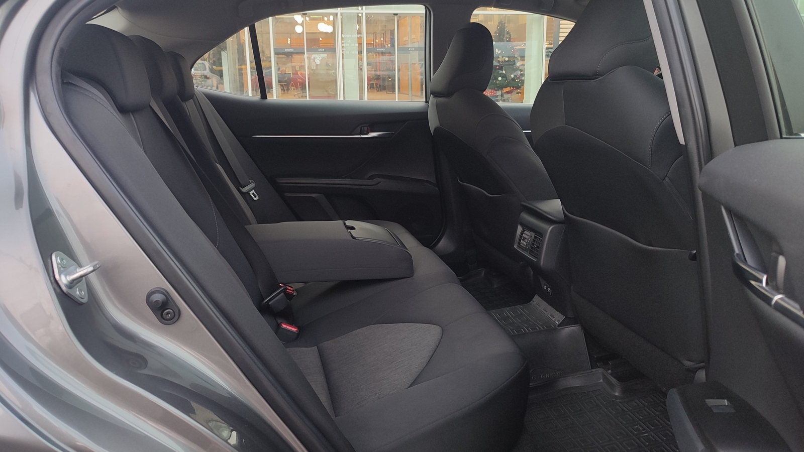 Toyota CAMRY 2021 року, Седан, Тойота Центр Київ "ВіДі Автострада", м.Київ | Фото № 7 Toyota CAMRY 2021 року з пробігом 37137 км, Седан, Тойота Центр Київ "ВіДі Автострада", м.Київ - 1128000 ГРН | Фото № 7