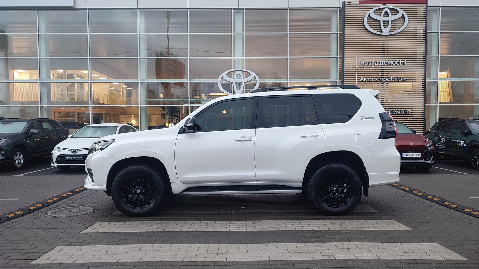 Toyota LAND CRUISER PRADO 2022 року, Універсал, Тойота Центр Київ "ВіДі Автострада", м.Київ | Фото № 3 Toyota LAND CRUISER PRADO 2022 року з пробігом 39176 км, Універсал, Тойота Центр Київ "ВіДі Автострада", м.Київ - 2623000 ГРН | Фото № 3