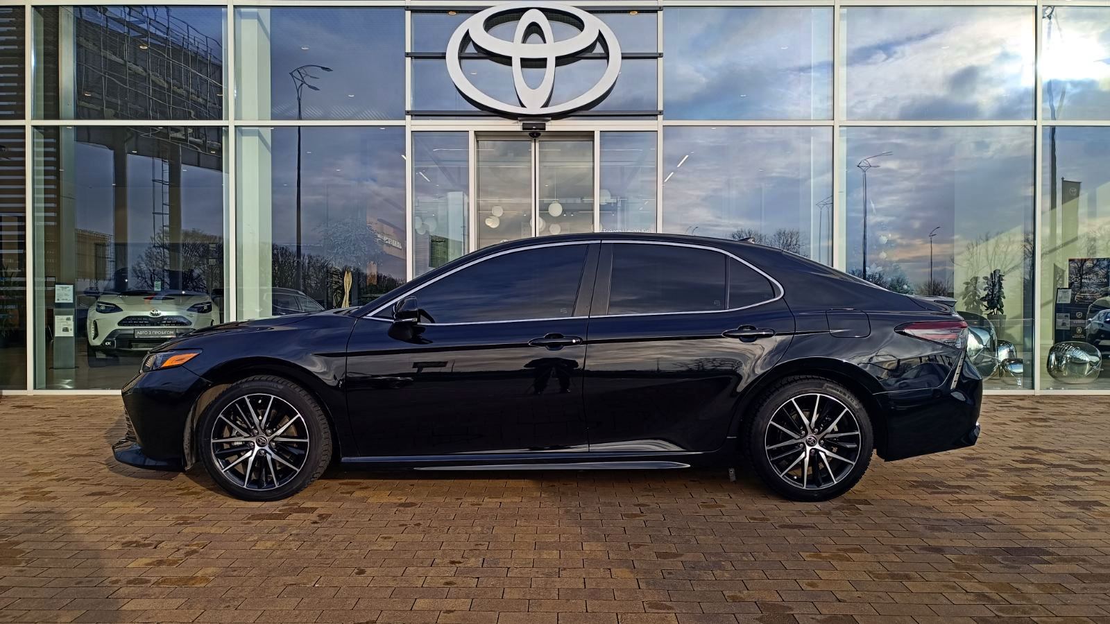 Toyota CAMRY 2023 року, Седан, Тойота Центр Київ «ВІДІ Аеропорт», м.Київ | Фото № 3 Toyota CAMRY 2023 року з пробігом 117183 км, Седан, Тойота Центр Київ «ВІДІ Аеропорт», м.Київ - 1230000 ГРН | Фото № 3