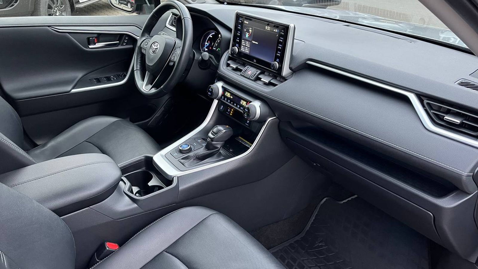 Toyota RAV4 2020 року з пробігом 92863 км, Універсал, Тойота Центр Хмельницький "Гранд Мотор", м.Хмельницький - 1483250 ГРН | Фото № 6