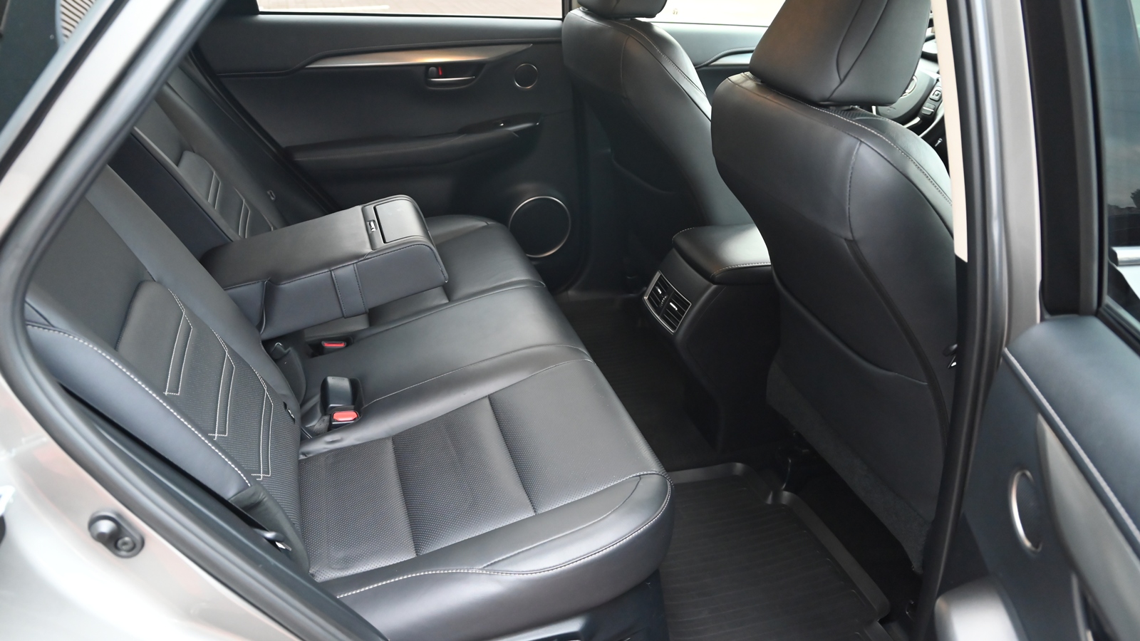 Lexus NX 2019 року з пробігом 66483 км, Універсал, Тойота Центр Київ "Сіті Плаза", м.Київ - 1425541 ГРН | Фото № 7