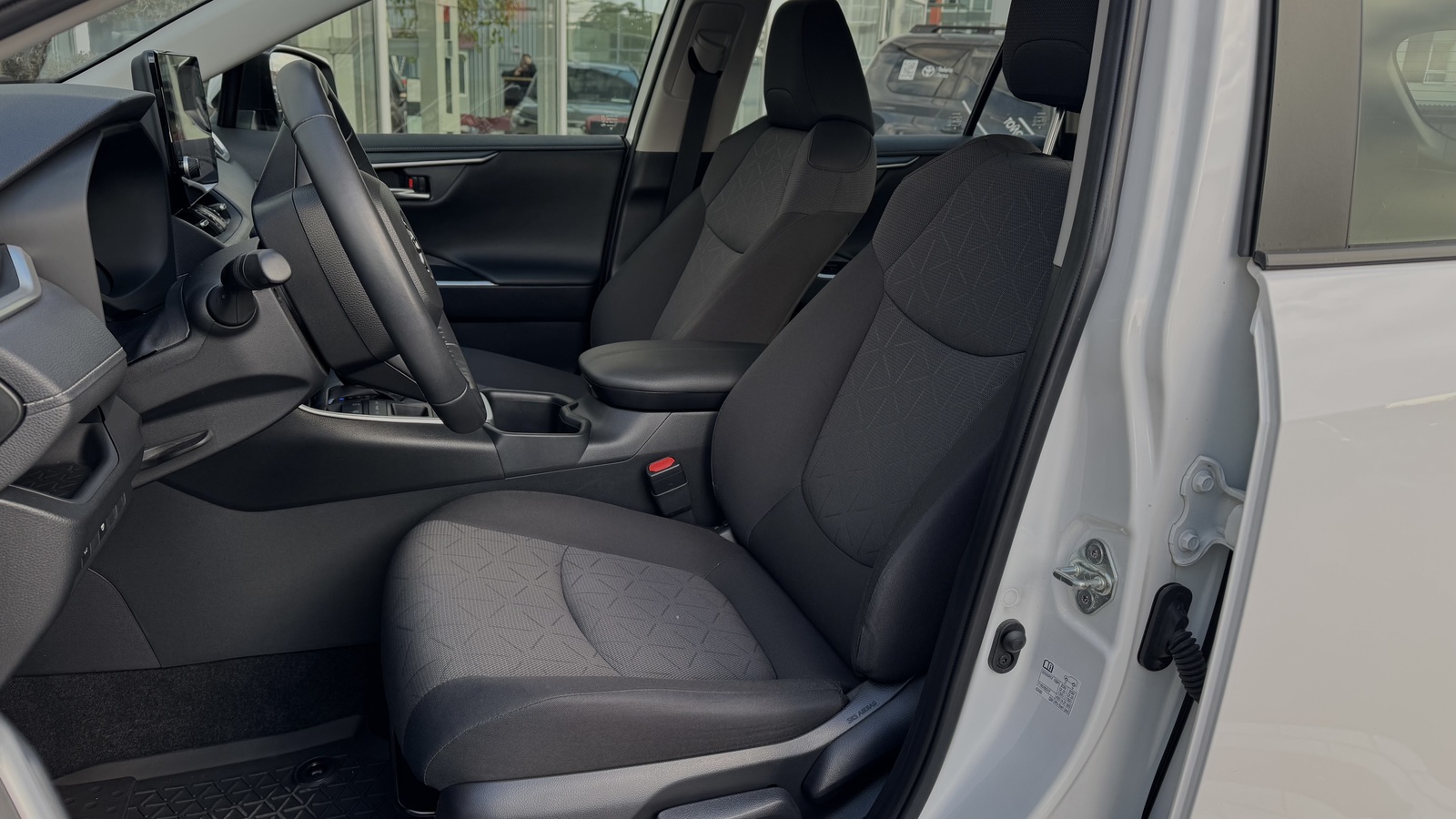 Toyota RAV4 2023 року з пробігом 19687 км, Універсал, Тойота Центр Чернігів "Соллі-Плюс", м.Чернігів - 1450000 ГРН | Фото № 12