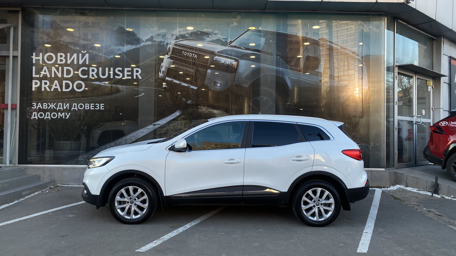 Інші авто RENAULT Kadjar 2017 року, Універсал, Тойота Центр Одеса "ВіДі Пальміра", м.Одеса | Фото № 3 Інші авто RENAULT Kadjar 2017 року з пробігом 99878 км, Універсал, Тойота Центр Одеса "ВіДі Пальміра", м.Одеса - 730000 ГРН | Фото № 3