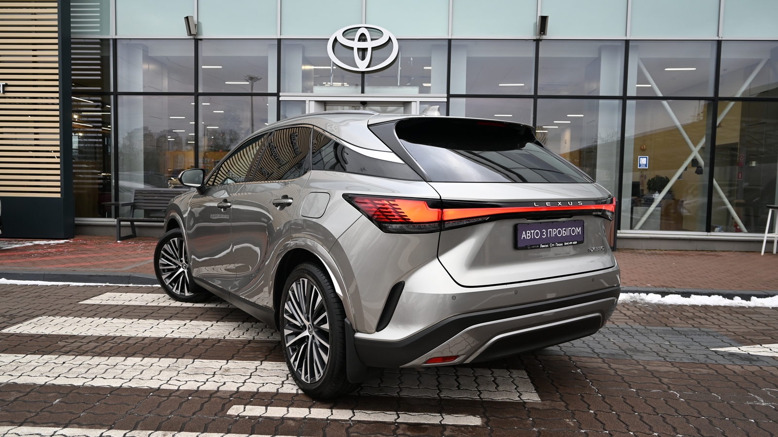 Lexus RX 2023 року, Універсал, Тойота Центр Київ "Сіті Плаза", м.Київ | Фото № 2 Lexus RX 2023 року з пробігом 18300 км, Універсал, Тойота Центр Київ "Сіті Плаза", м.Київ - 2736500 ГРН | Фото № 2