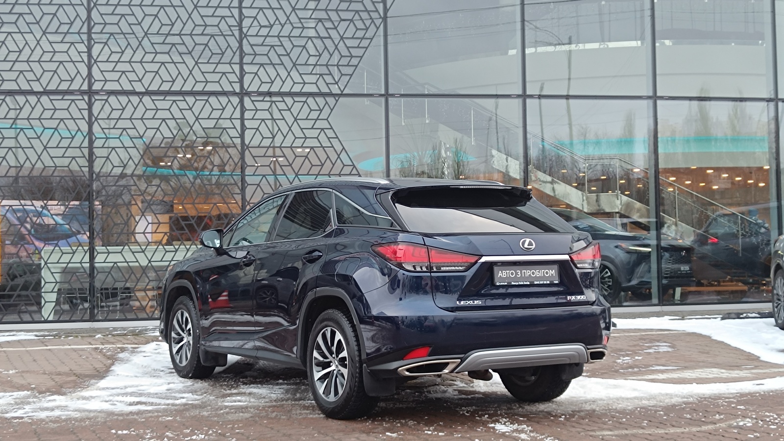 Lexus RX 2021 року з пробігом 33689 км, Універсал, Лексус Київ Захід, м.Київ - 1998000 ГРН | Фото № 2