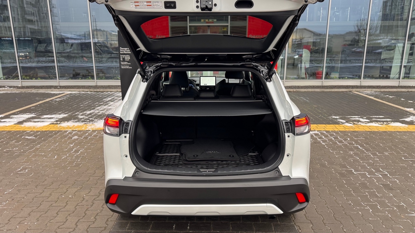 Toyota COROLLA CROSS 2024 року з пробігом 2715 км, Хетчбек, Тойота Центр Івано-Франківськ "Класик-Авто", м.Івано-Франківськ - 1605000 ГРН | Фото № 10