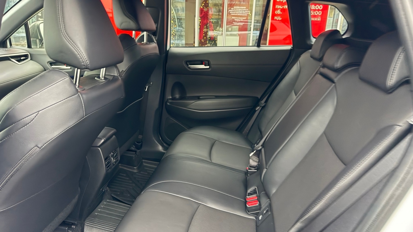 Toyota COROLLA CROSS 2024 року з пробігом 2715 км, Хетчбек, Тойота Центр Івано-Франківськ "Класик-Авто", м.Івано-Франківськ - 1605000 ГРН | Фото № 11