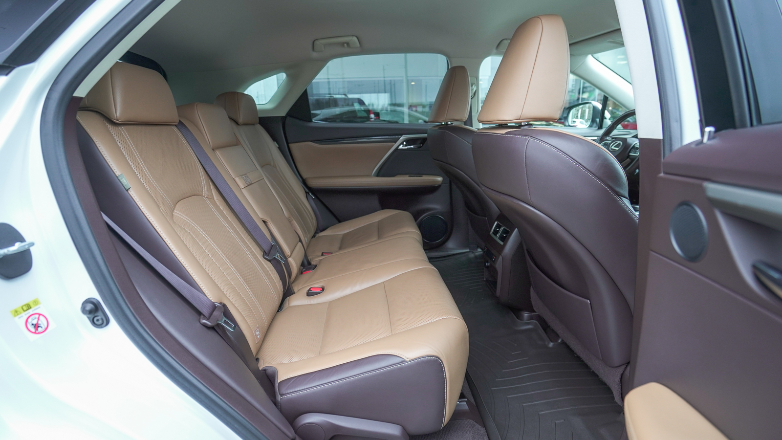 Lexus RX 2017 року, Універсал, Лексус Львів, м.Львів | Фото № 7 Lexus RX 2017 року з пробігом 122587 км, Універсал, Лексус Львів, м.Львів - 1332450 ГРН | Фото № 7