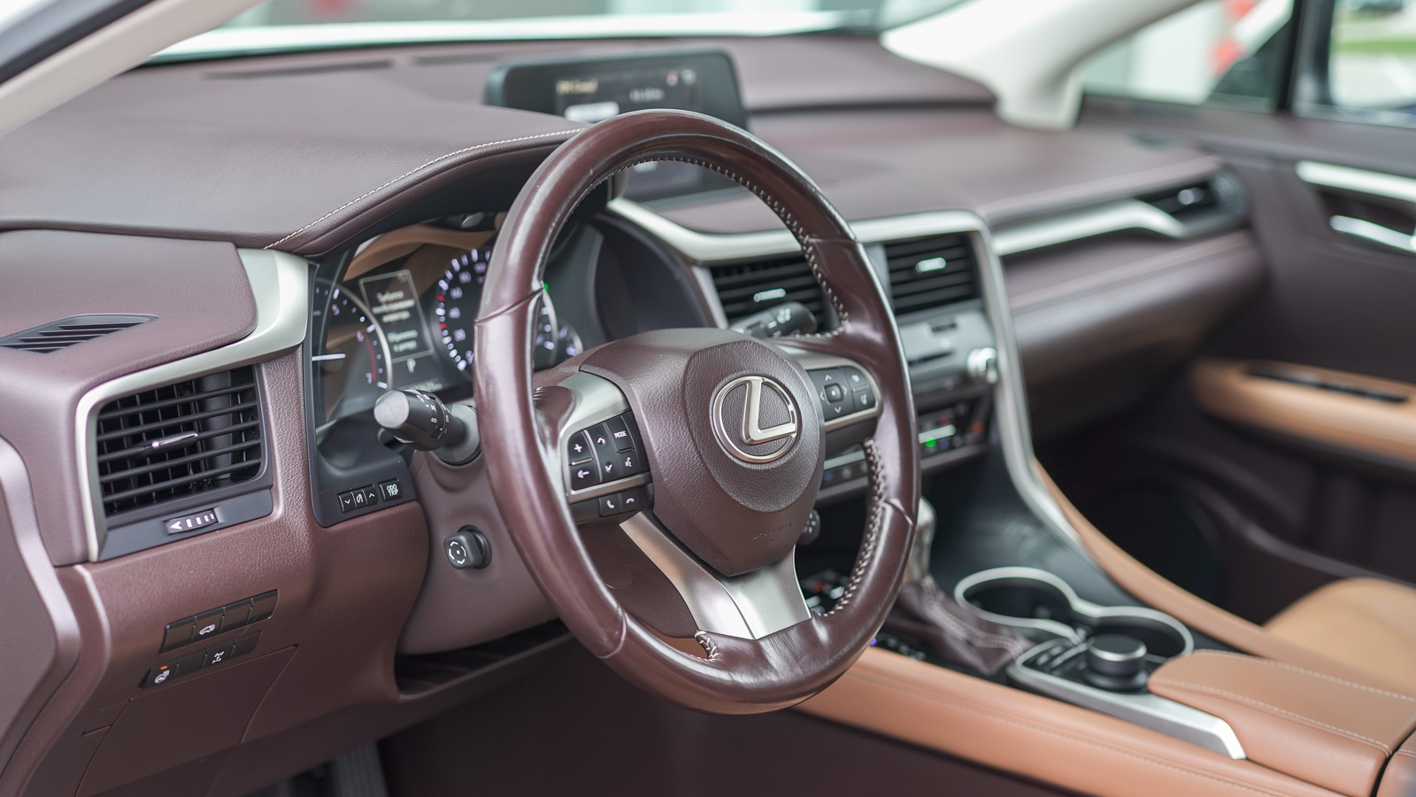 Lexus RX 2017 року, Універсал, Лексус Львів, м.Львів | Фото № 16 Lexus RX 2017 року з пробігом 122587 км, Універсал, Лексус Львів, м.Львів - 1332450 ГРН | Фото № 16