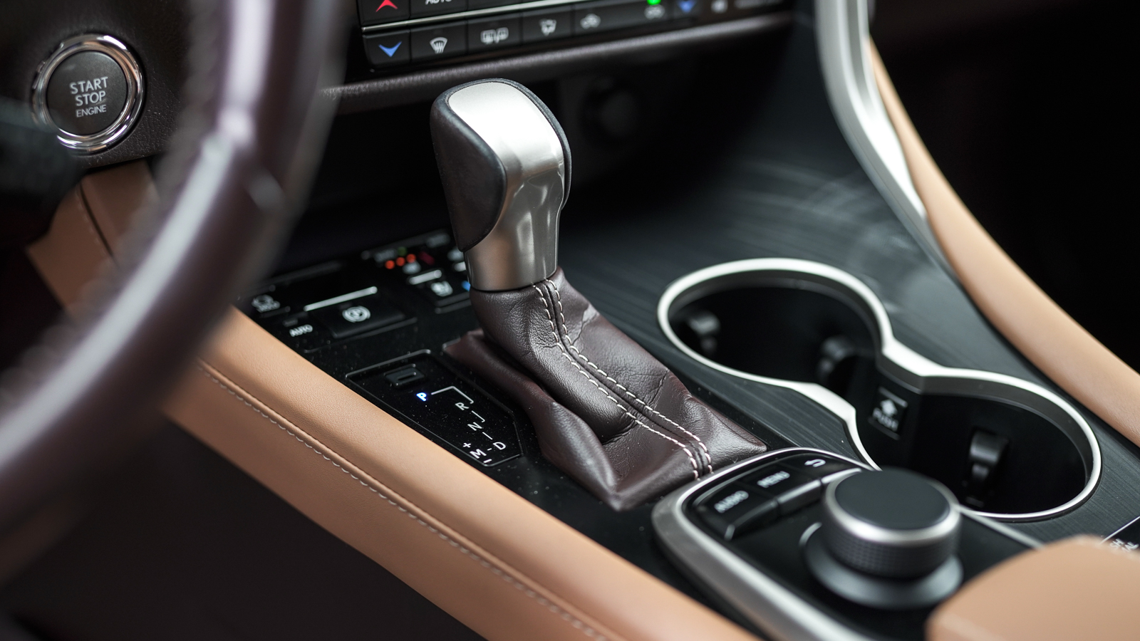 Lexus RX 2017 року, Універсал, Лексус Львів, м.Львів | Фото № 30 Lexus RX 2017 року з пробігом 122587 км, Універсал, Лексус Львів, м.Львів - 1332450 ГРН | Фото № 30