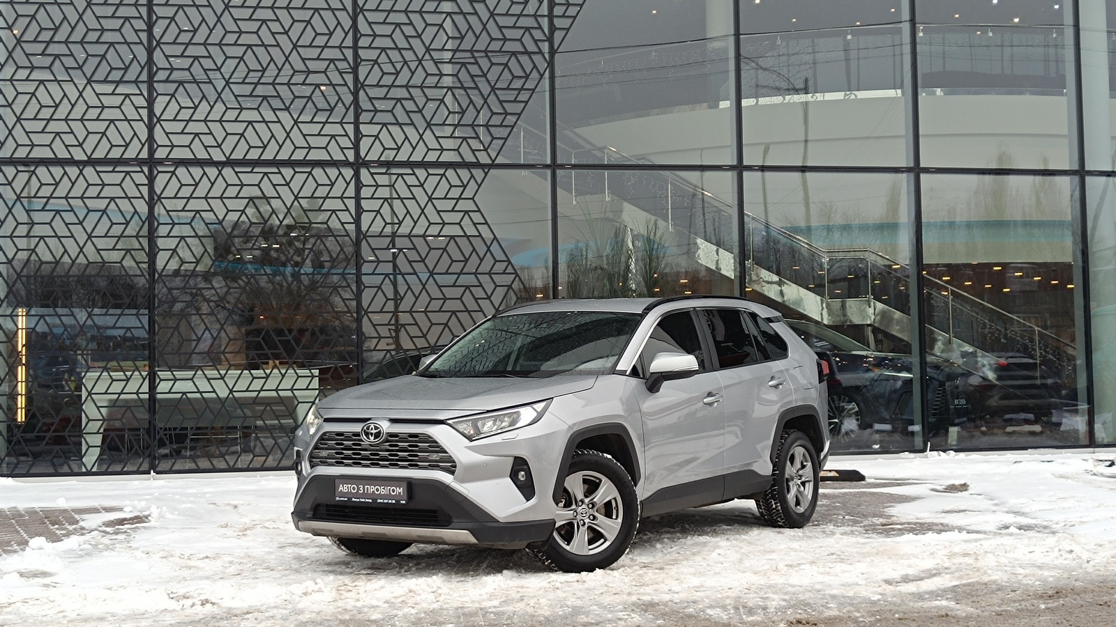 Toyota RAV4 2022 року з пробігом 165121 км, Універсал, Лексус Київ Захід, м.Київ - 1181000 ГРН | Фото № 1