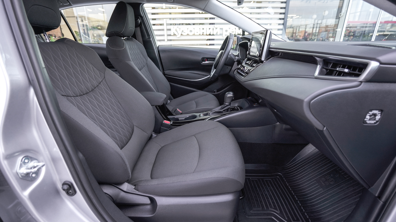 Toyota COROLLA 2022 року з пробігом 12200 км, Седан, Тойота Центр Львів "Діамант", м.Львів - 1022250 ГРН | Фото № 6