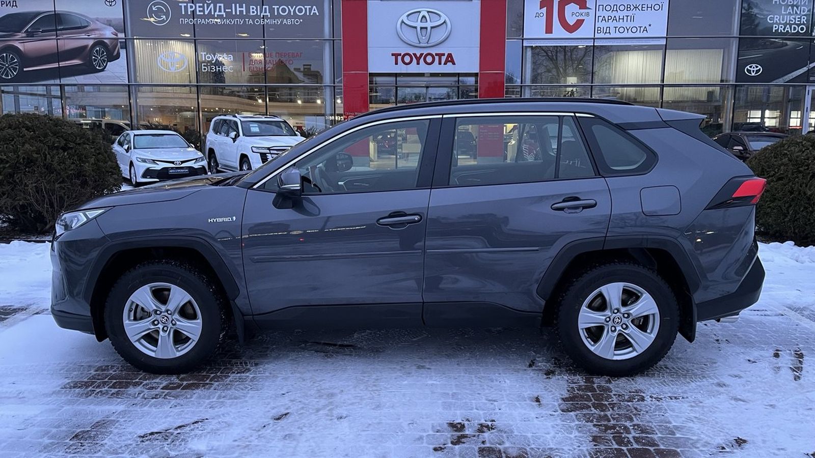 Toyota RAV4 2021 року з пробігом 67627 км, Універсал, Тойота Центр Хмельницький "Гранд Мотор", м.Хмельницький - 1379000 ГРН | Фото № 3