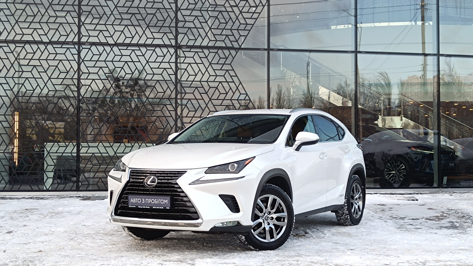 Lexus NX 2019 року з пробігом 69946 км, Універсал, Лексус Київ Захід, м.Київ - 1549000 ГРН | Фото № 1