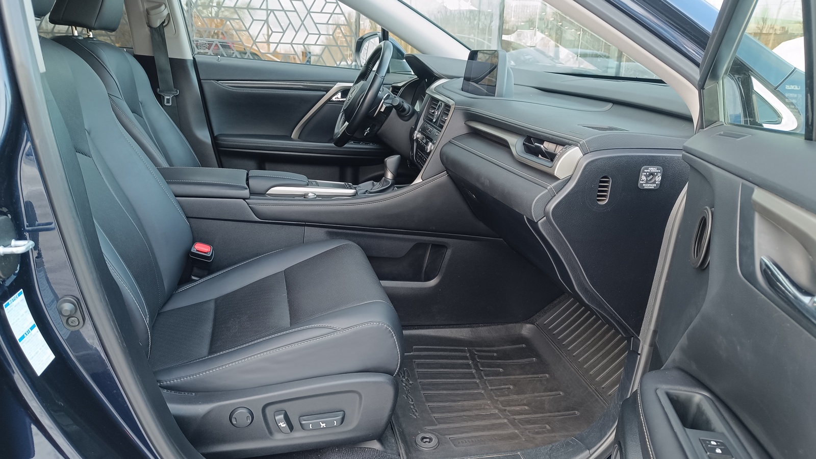 Lexus RX 2020 року з пробігом 129376 км, Універсал, Лексус Київ Захід, м.Київ - 1538000 ГРН | Фото № 6