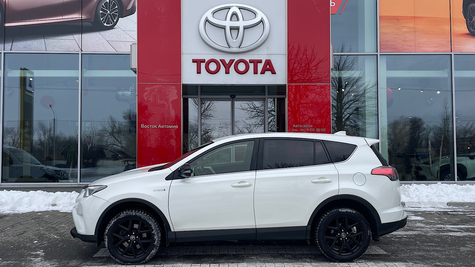 Toyota RAV4 2018 року з пробігом 198076 км, Універсал, Тойота Центр Запоріжжя "Восток Автомир", м.Запоріжжя - 868957 ГРН | Фото № 3