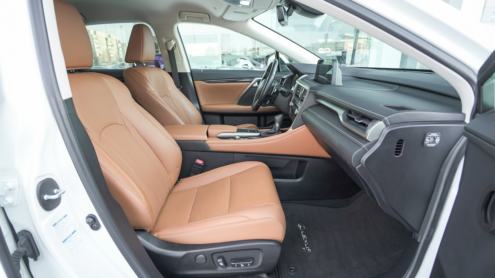 Lexus RX 2022 року, Універсал, Лексус Львів, м.Львів | Фото № 6 Lexus RX 2022 року з пробігом 33363 км, Універсал, Лексус Львів, м.Львів - 2088000 ГРН | Фото № 6