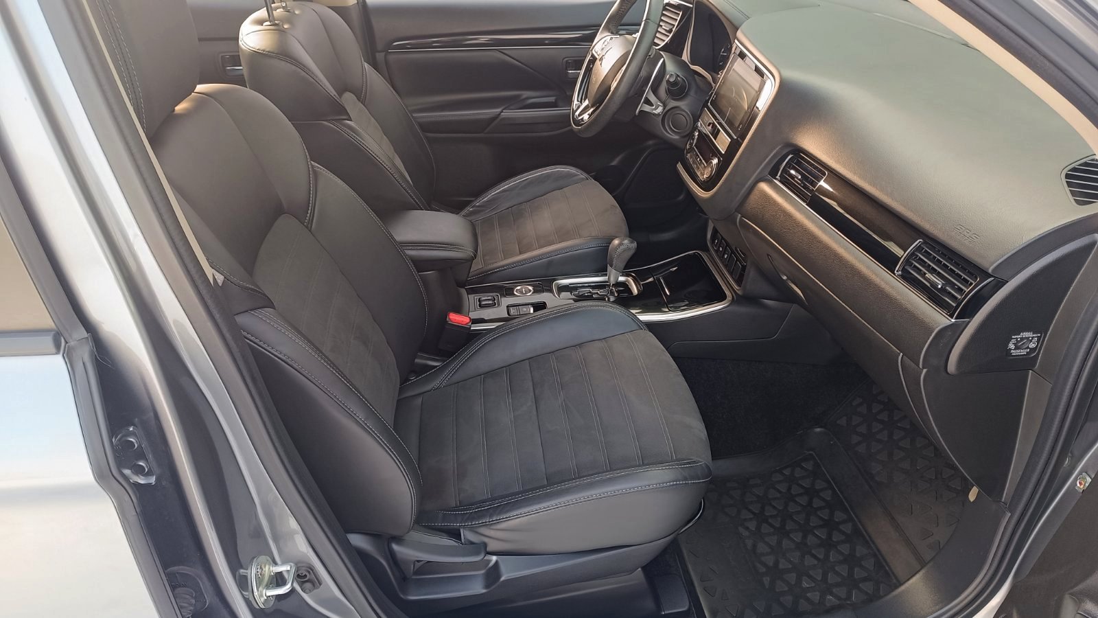 Інші авто MITSUBISHI OUTLANDER 2019 року з пробігом 83519 км, Універсал, Тойота Центр Київ «ВІДІ Аеропорт», м.Київ - 865000 ГРН | Фото № 6