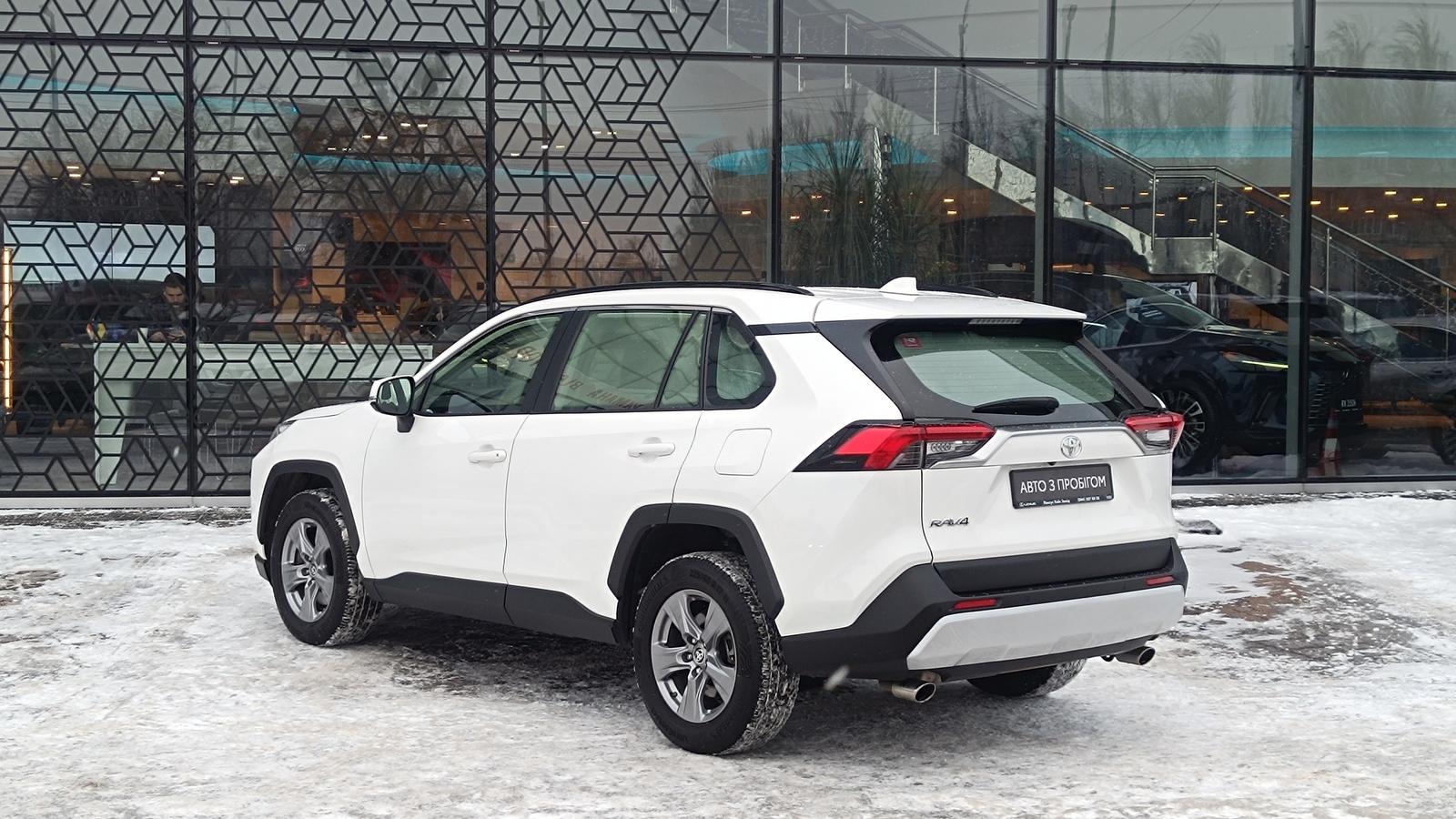 Toyota RAV4 2022 року з пробігом 135202 км, Універсал, Лексус Київ Захід, м.Київ - 1181000 ГРН | Фото № 2