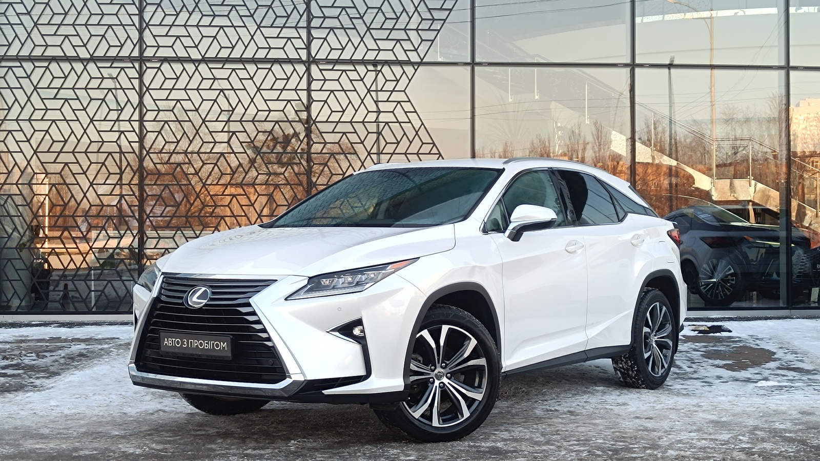 Lexus RX 2017 року з пробігом 37026 км, Універсал, Лексус Київ Захід, м.Київ - 1676000 ГРН | Фото № 1