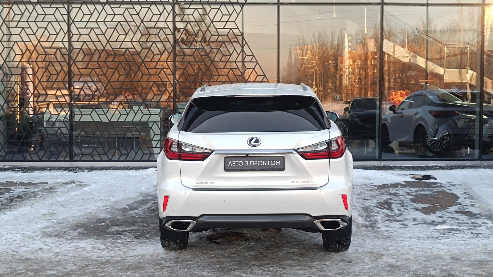 Lexus RX 2017 року з пробігом 37026 км, Універсал, Лексус Київ Захід, м.Київ - 1676000 ГРН | Фото № 4