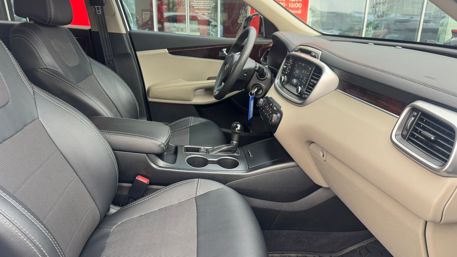 Інші авто KIA SORENTO 2016 року з пробігом 131215 км, Універсал, Тойота Центр Івано-Франківськ "Класик-Авто", м.Івано-Франківськ - 660000 ГРН | Фото № 6