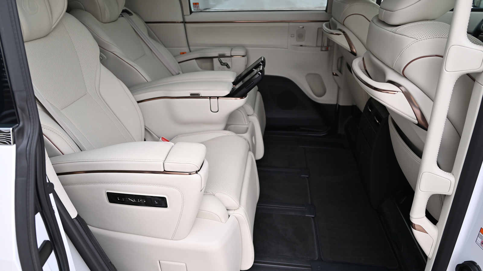 Lexus LM 350h 2025 року з пробігом 10175 км, Мінівен, Тойота Центр Київ "Сіті Плаза", м.Київ - 4482400 ГРН | Фото № 7