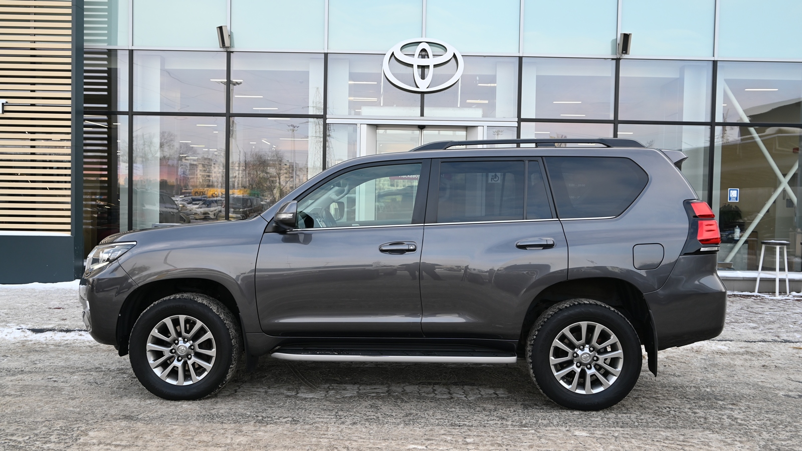 Toyota LAND CRUISER PRADO 2018 року з пробігом 168030 км, Універсал, Тойота Центр Київ "Сіті Плаза", м.Київ - 1640850 ГРН | Фото № 3