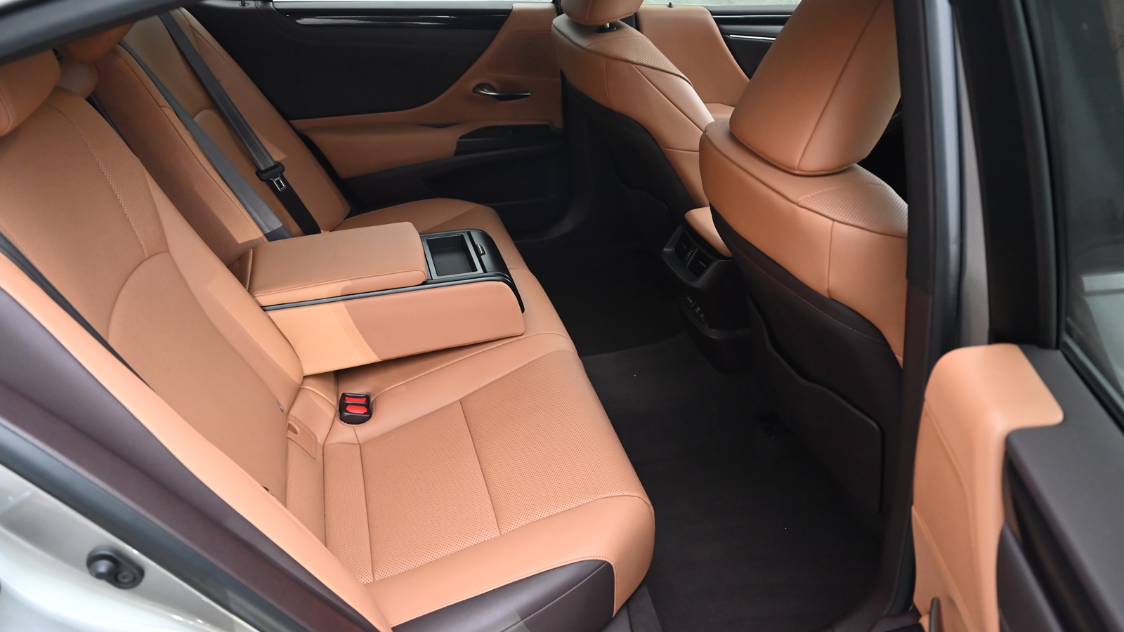 Lexus ES 2021 року з пробігом 149750 км, Седан, Тойота Центр Київ "Сіті Плаза", м.Київ - 1540700 ГРН | Фото № 7