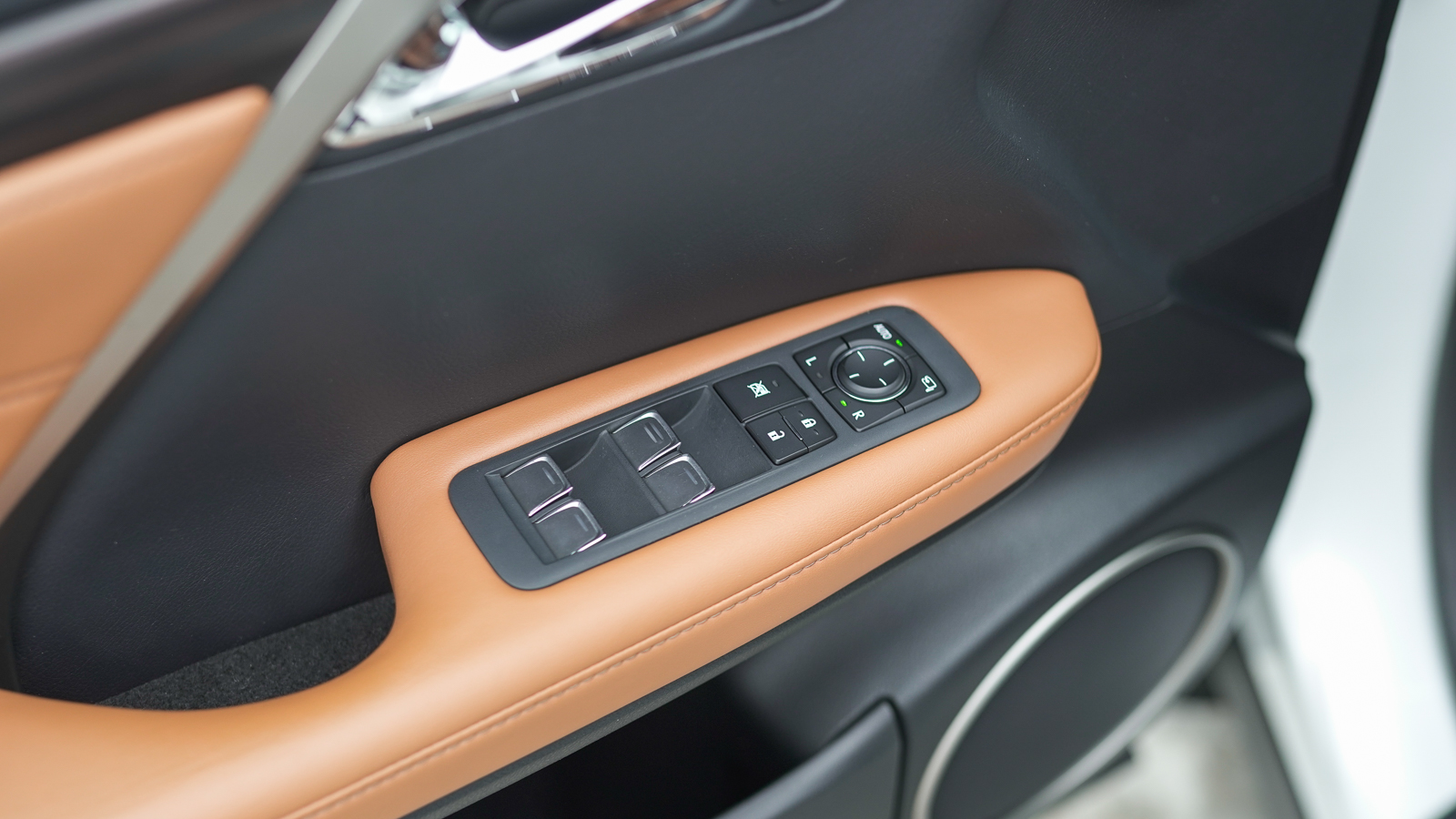 Lexus RX 450h 2021 року з пробігом 39196 км, Універсал, Лексус Львів, м.Львів - 2610000 ГРН | Фото № 19