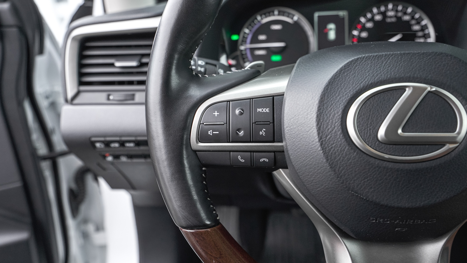 Lexus RX 450h 2021 року з пробігом 39196 км, Універсал, Лексус Львів, м.Львів - 2610000 ГРН | Фото № 23