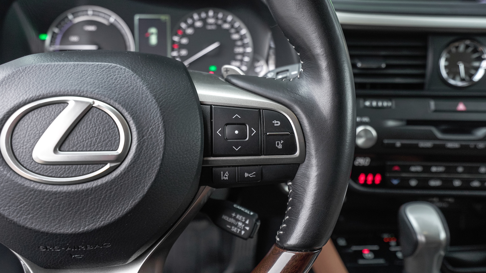 Lexus RX 450h 2021 року з пробігом 39196 км, Універсал, Лексус Львів, м.Львів - 2610000 ГРН | Фото № 24