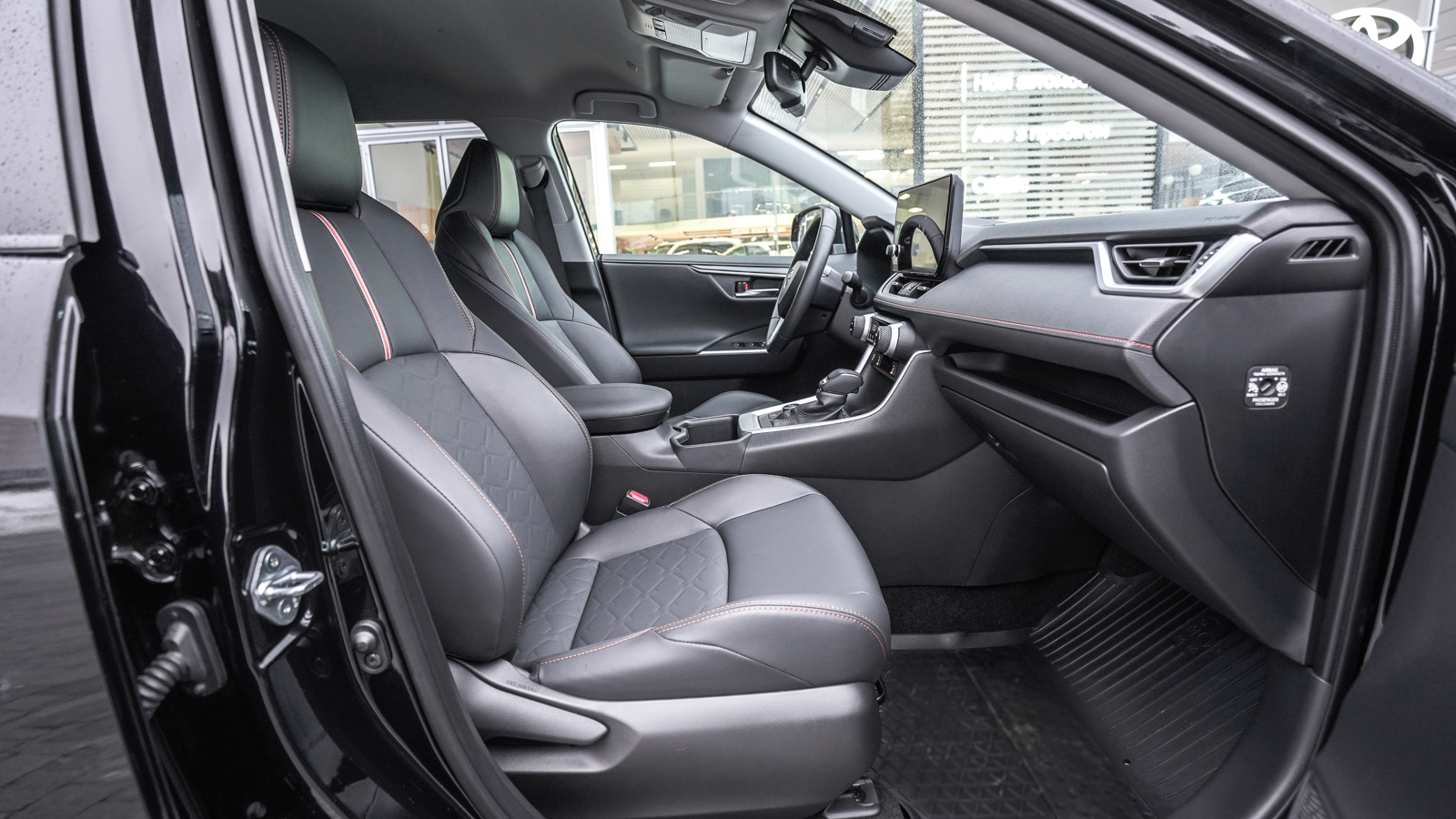 Toyota RAV4 2024 року з пробігом 7550 км, Універсал, Тойота Центр Львів "Діамант", м.Львів - 2053900 ГРН | Фото № 6