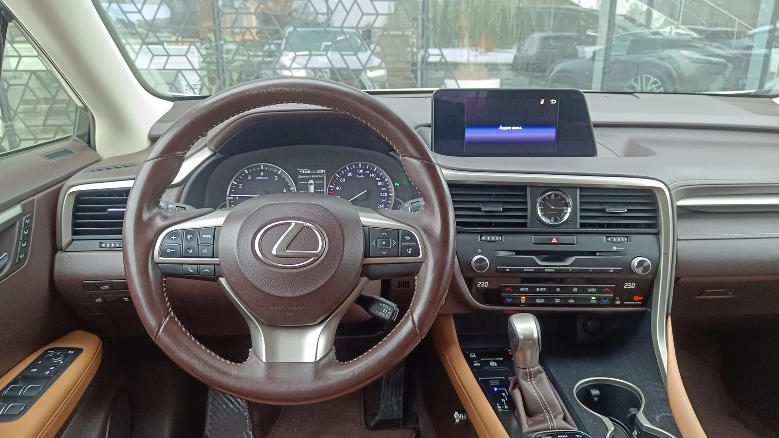 Lexus RX 2016 року, Універсал, Лексус Київ Захід, м.Київ | Фото № 9 Lexus RX 2016 року з пробігом 183251 км, Універсал, Лексус Київ Захід, м.Київ - 1245000 ГРН | Фото № 9