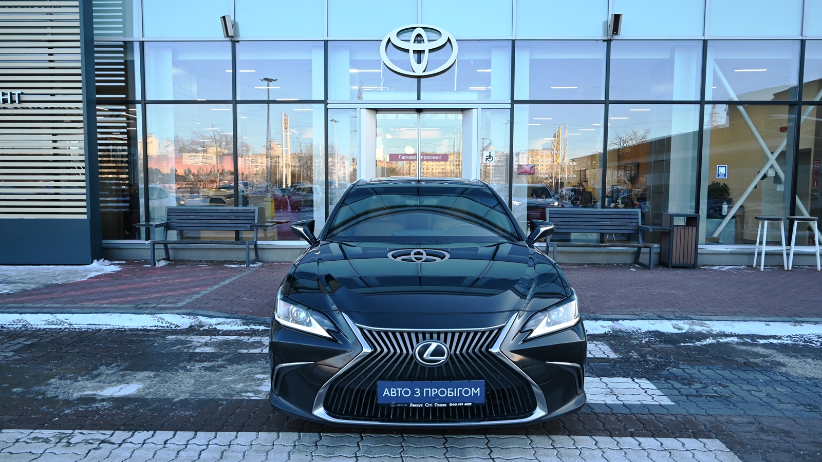 Lexus ES 2019 року, Седан, Тойота Центр Київ "Сіті Плаза", м.Київ | Фото № 5 Lexus ES 2019 року з пробігом 167543 км, Седан, Тойота Центр Київ "Сіті Плаза", м.Київ - 1284683 ГРН | Фото № 5
