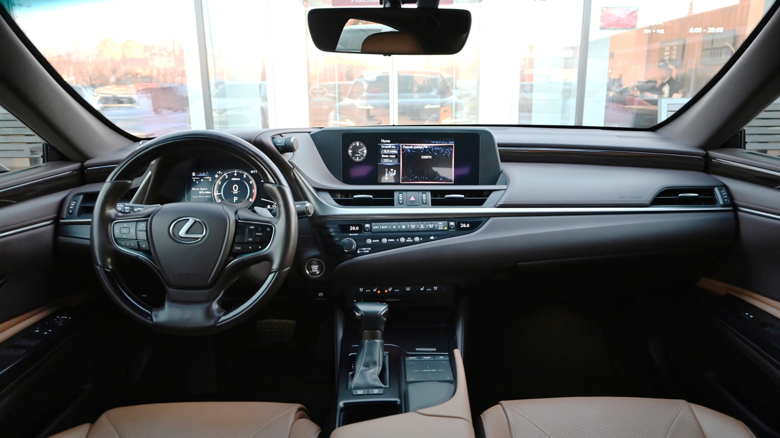 Lexus ES 2019 року, Седан, Тойота Центр Київ "Сіті Плаза", м.Київ | Фото № 8 Lexus ES 2019 року з пробігом 167543 км, Седан, Тойота Центр Київ "Сіті Плаза", м.Київ - 1284683 ГРН | Фото № 8