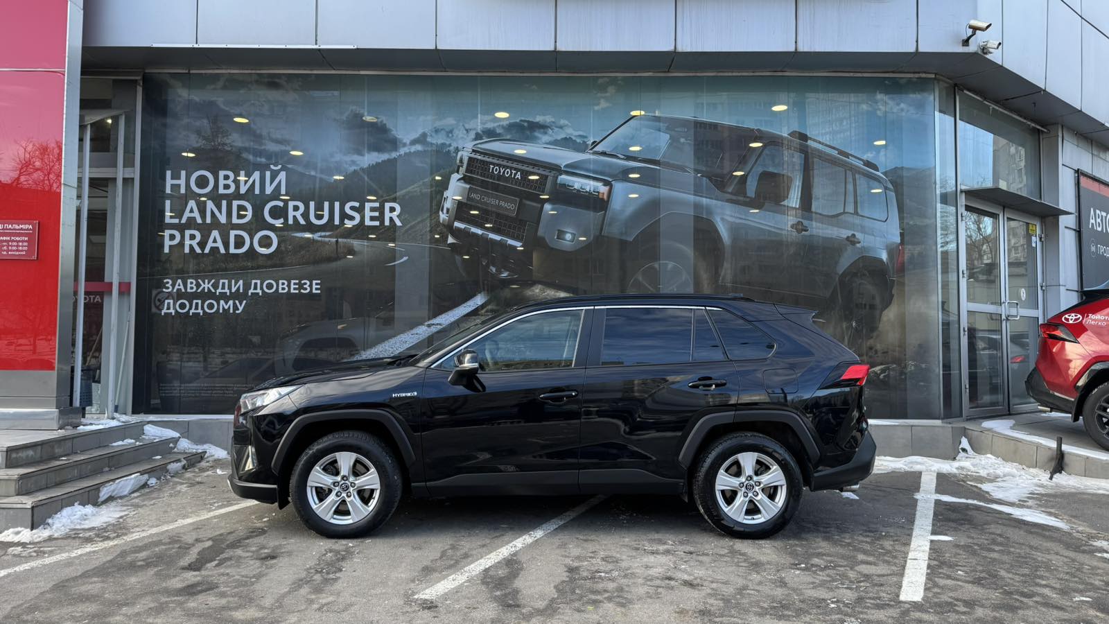 Toyota RAV4 2019 року, Універсал, Тойота Центр Одеса "ВіДі Пальміра", м.Одеса | Фото № 3 Toyota RAV4 2019 року з пробігом 154940 км, Універсал, Тойота Центр Одеса "ВіДі Пальміра", м.Одеса - 1280000 ГРН | Фото № 3